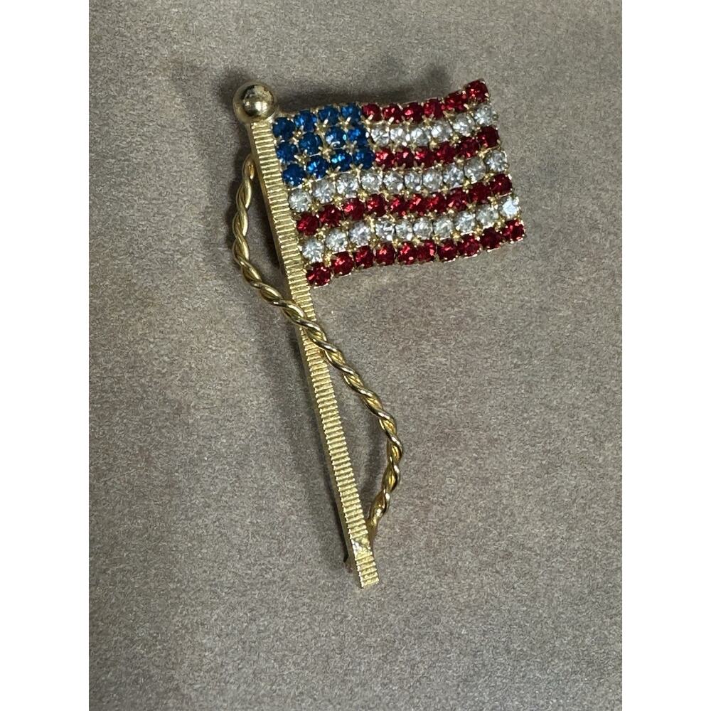 VTG American Flag Brooch Pin Rhinestone Twisted Rope Flagpole US 4th of July